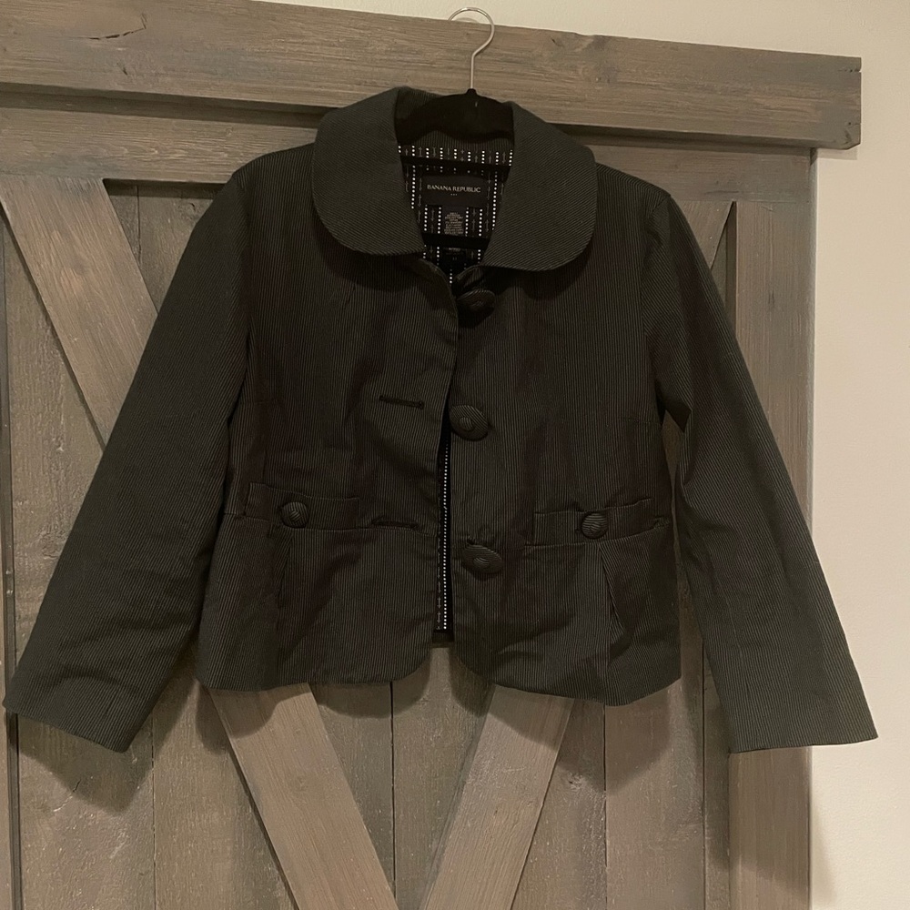 Banana Republic Cropped Blazer